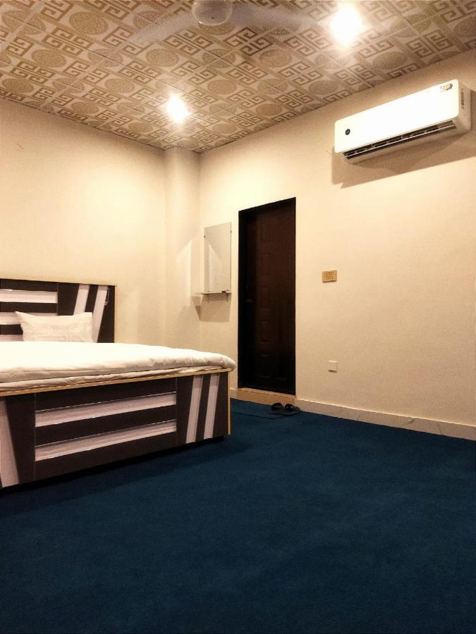 Hotel Royal Sweet Lahore Buitenkant foto