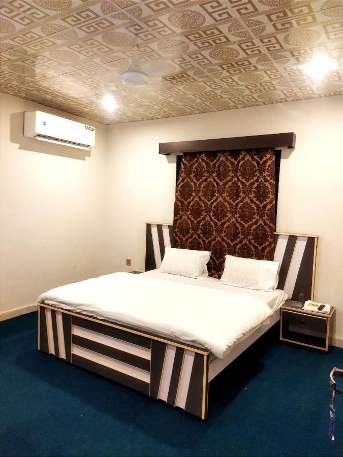 Hotel Royal Sweet Lahore Buitenkant foto