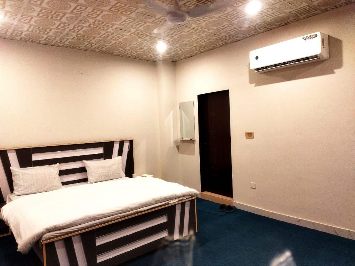 Hotel Royal Sweet Lahore Buitenkant foto
